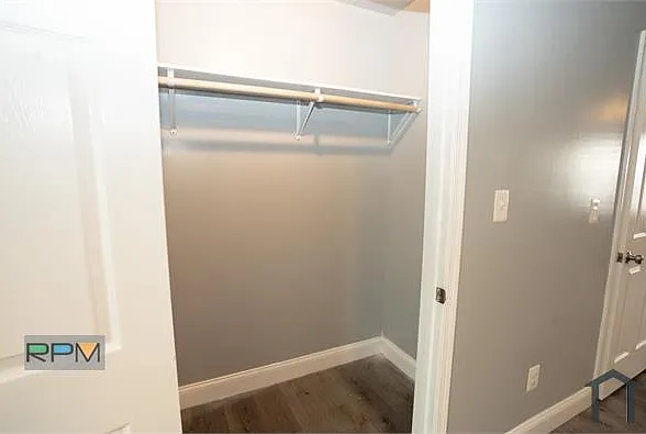 439 Freeman St — Photo 14