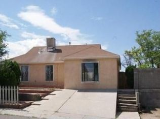 716 Kinley Ave NE, Albuquerque, NM 87102