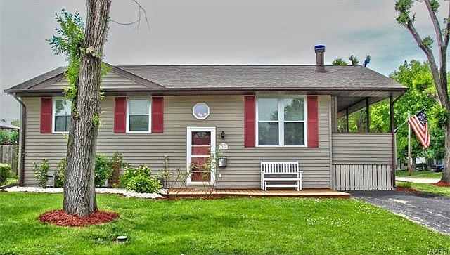 1st image of 2300 Cardinal Ave