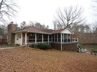 518 Inlet Dr, Seneca, SC 29672