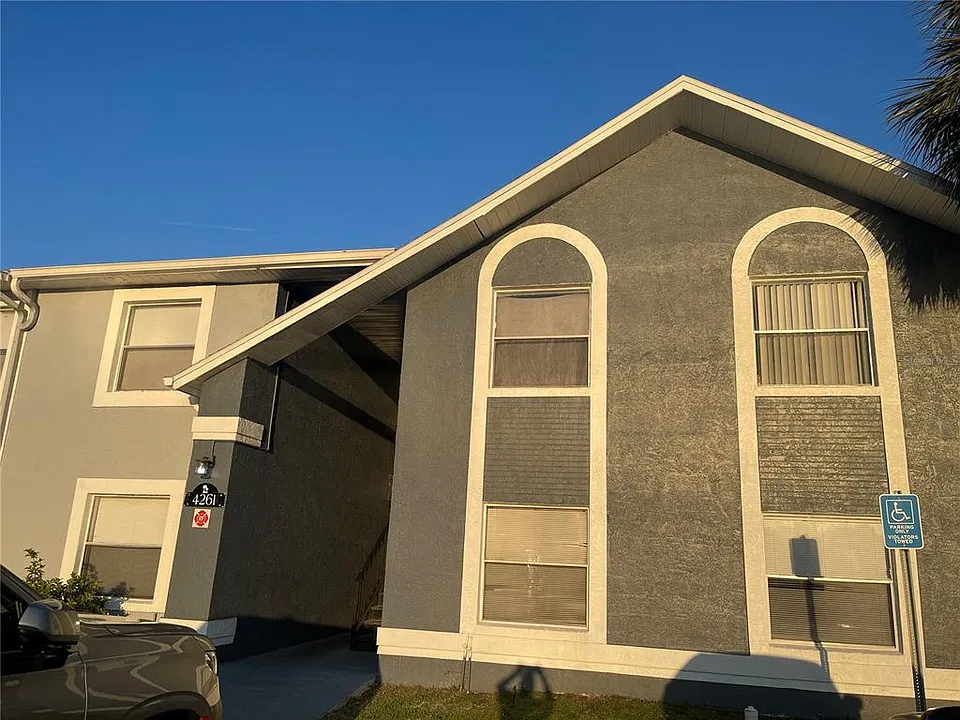 4261 Pershing Pointe Pl #7