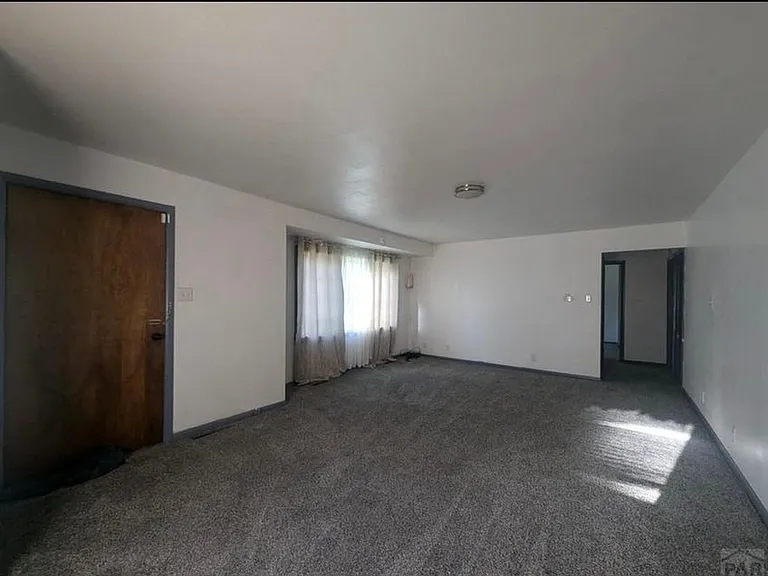 404 Homer Ave — Photo 9