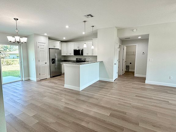 4th image of 605 Abarth Ave