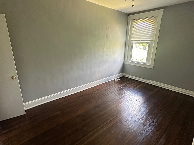 522 Chateau Ave — Photo 6