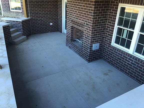 4th image of 6589 Silver Lake Dr