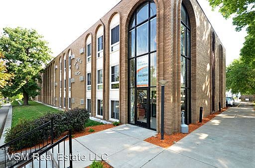 1st image of 2525 3rd Ave S APT 008