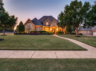 1157 Falcon Ridge Dr, Kennedale, TX 76060