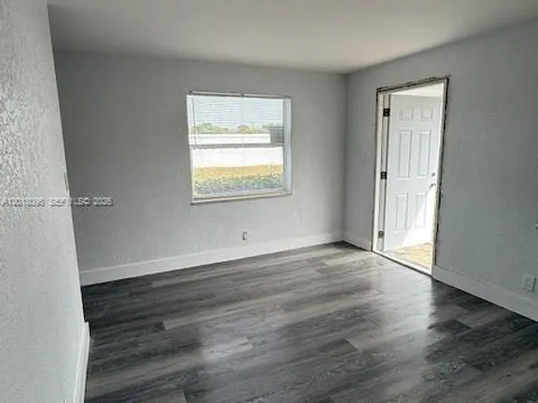 2880 SW 1st St APT 4, Fort Lauderdale, FL 33312