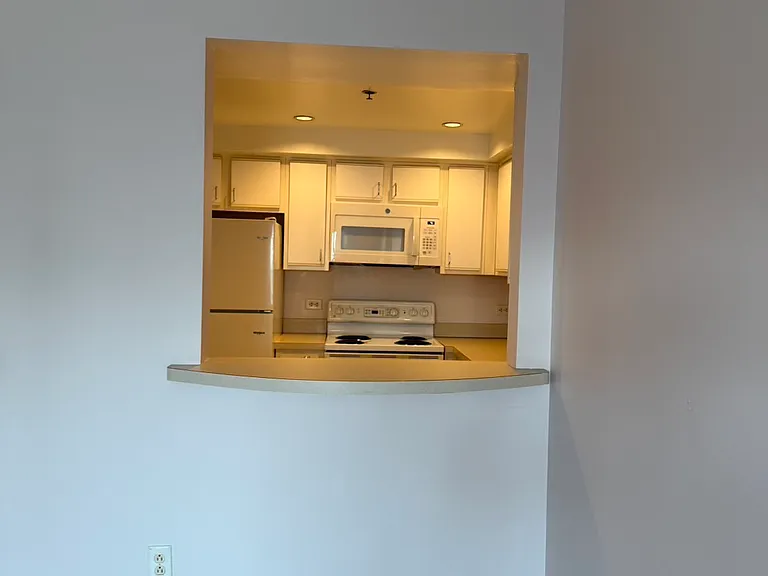 534 Commonwealth Ave #6E — Photo 7