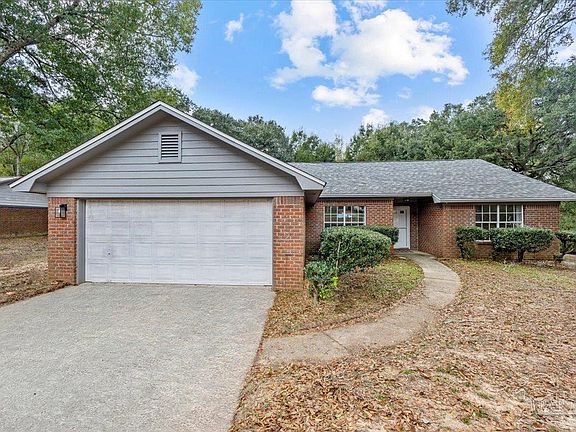 2nd image of 3905 Deerwood Cir