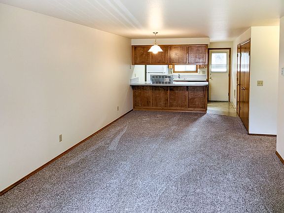 3rd image of 133-143 Friendship Ave SE #141