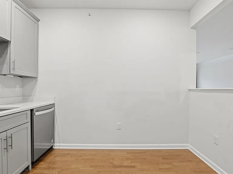 110 Trotter Rd #401 — Photo 10