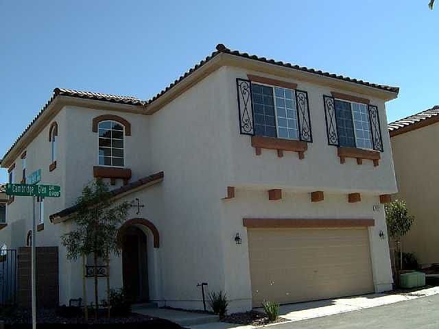 1st image of 8921 Cambridge Glen Ct