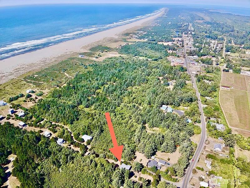 2nd image of 813 Salmonbery Beach
