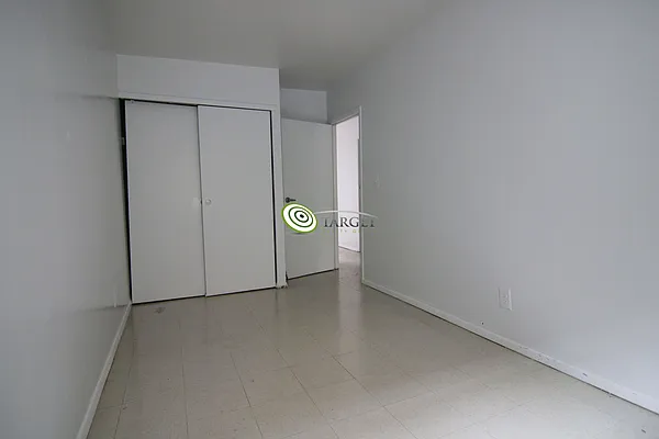 Rented by Target Realty Group | media 27