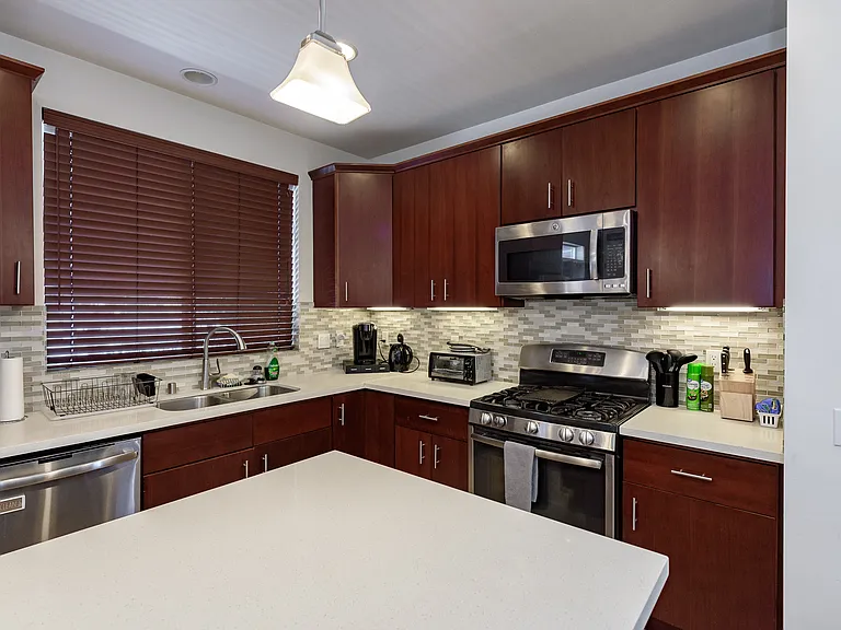 4221 Idaho St — Photo 16