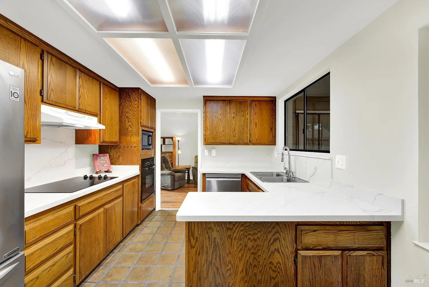 3086 Hermosa Drive - Photo 6