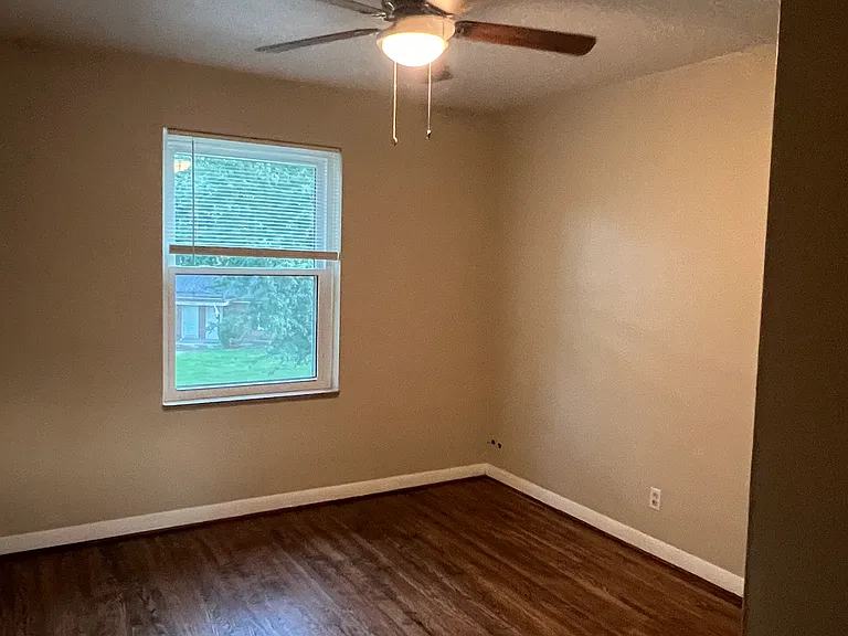 6239 Nagel Ave #2W — Photo 13