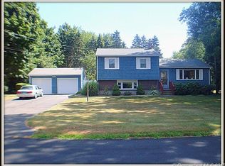 21 Dayton Hill Rd, Northford, CT 06472