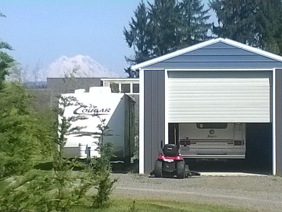 3rd image of 2318 Woodhaven Ln