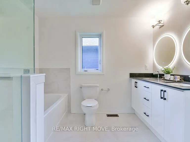 3721 Quayside Dr — Photo 33