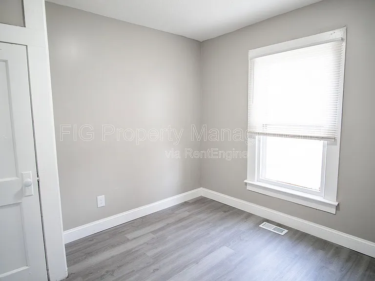 5804 Old Rutledge Pike — Photo 9