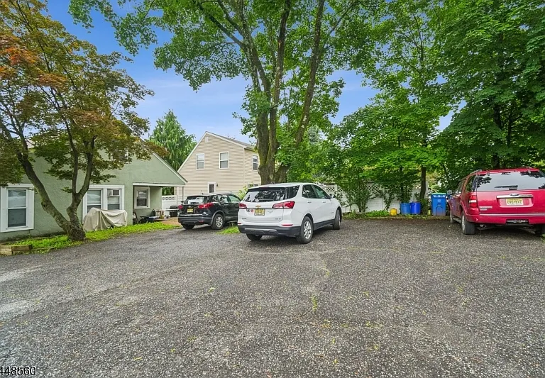 20 Mine Ave — Photo 14