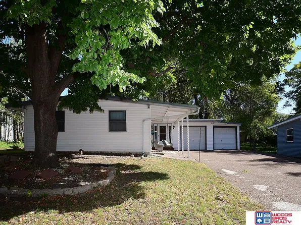 532 Eldora Ln, Lincoln, NE 68505