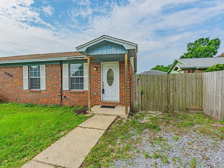 3354 La Leyenda Ct #B — Photo 1