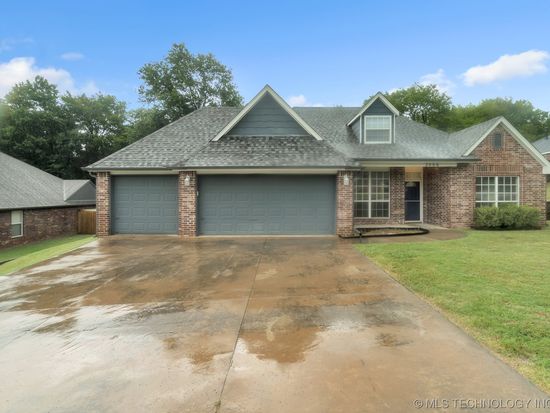 2006 W 4th Pl S, Claremore, OK 74017