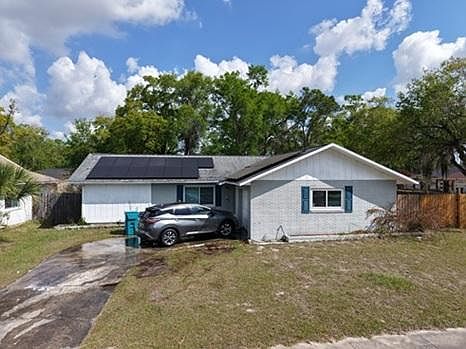 2nd image of 4705 Stony Brook Ln