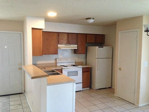 4th image of 11906 Alpheus Ave APT C