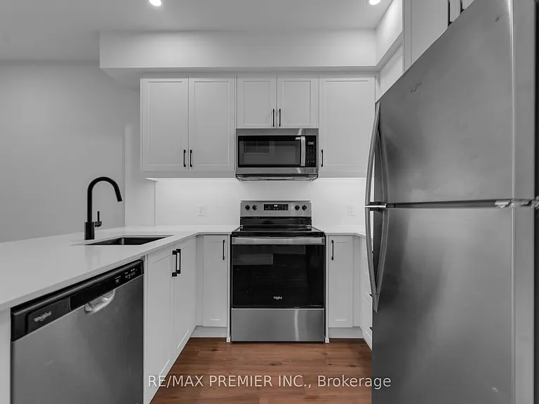 1000 Lackner Pl #215 — Photo 11