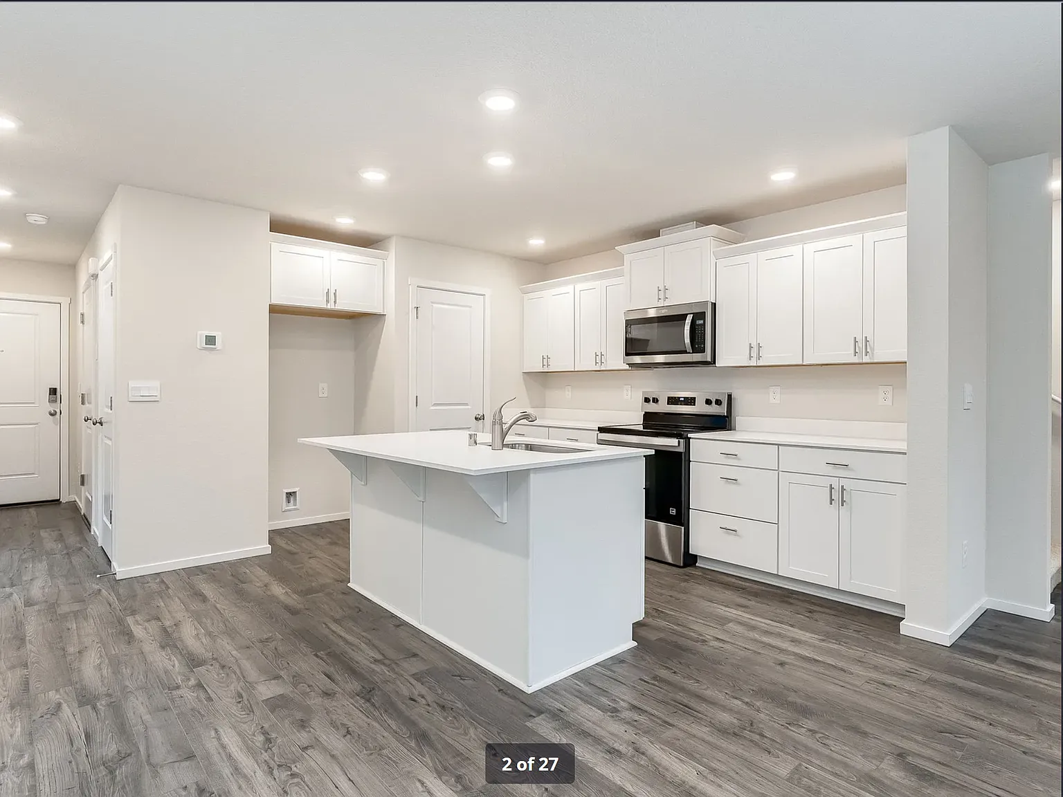 4 bed, 1478 sqft, $2,695 — Photo 3