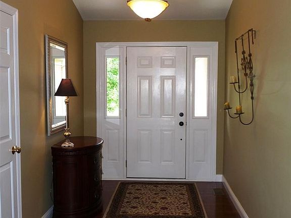 2nd image of 357 Wexford Dr
