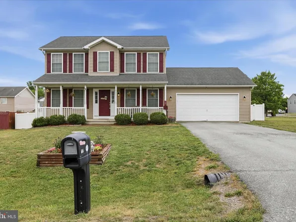 12 Stork Ln, Martinsburg, WV 25405