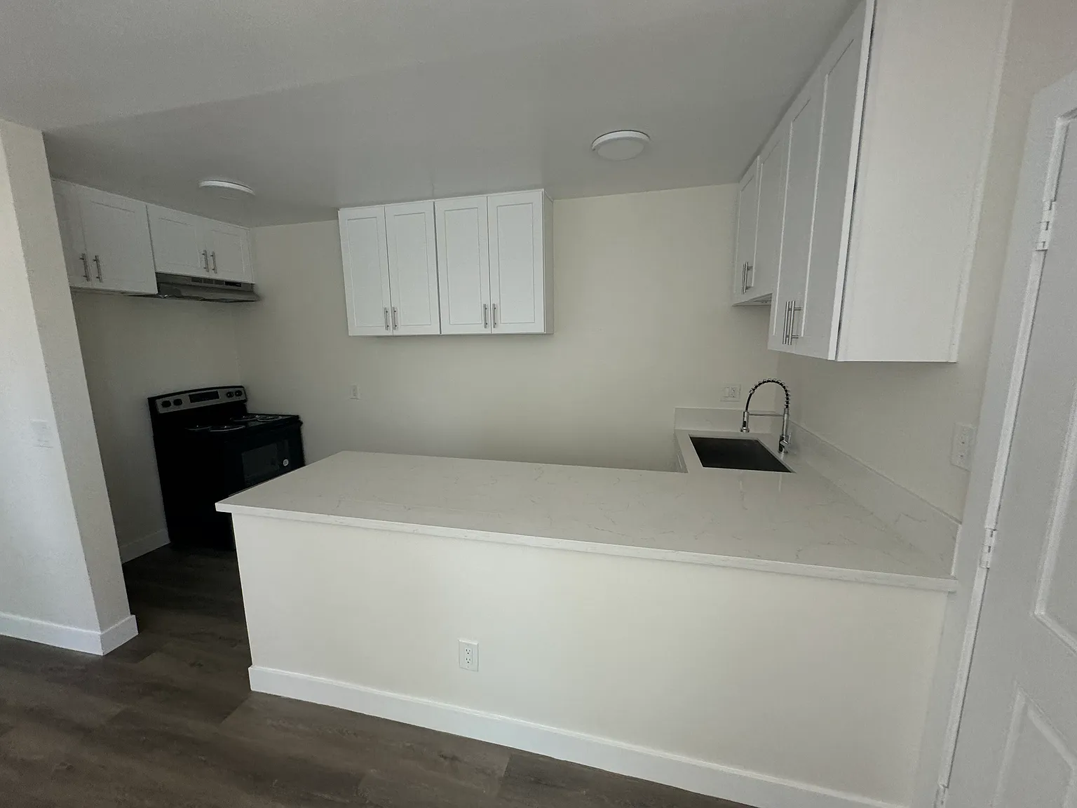 1 bed, $1,950 — Photo 3