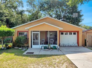 1220 Tuskegee St, Leesburg, FL 34748