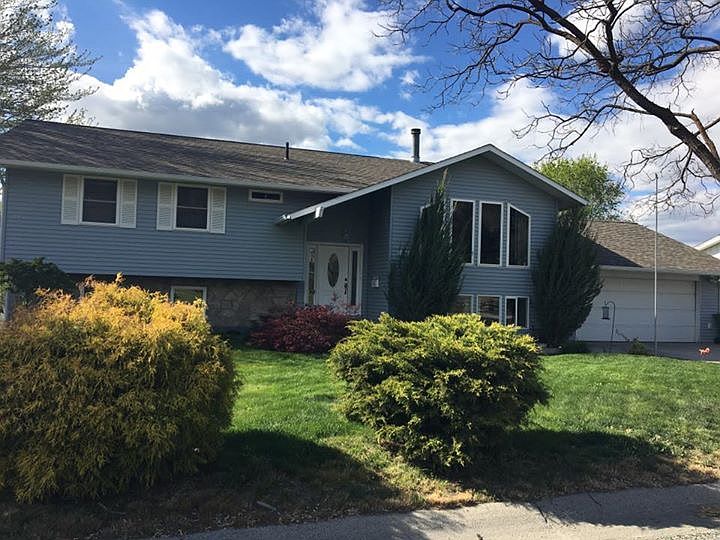 1st image of 1102 River Dr