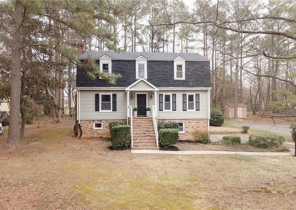 1st image of 8024 Queen Scot Dr
