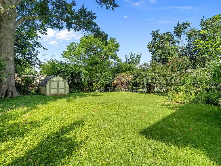 560 Bardot Dr — Photo 26