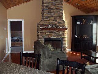 2nd image of 20 Riverview Dr