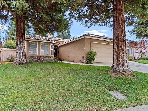 2nd image of 1515 E Mesa Court