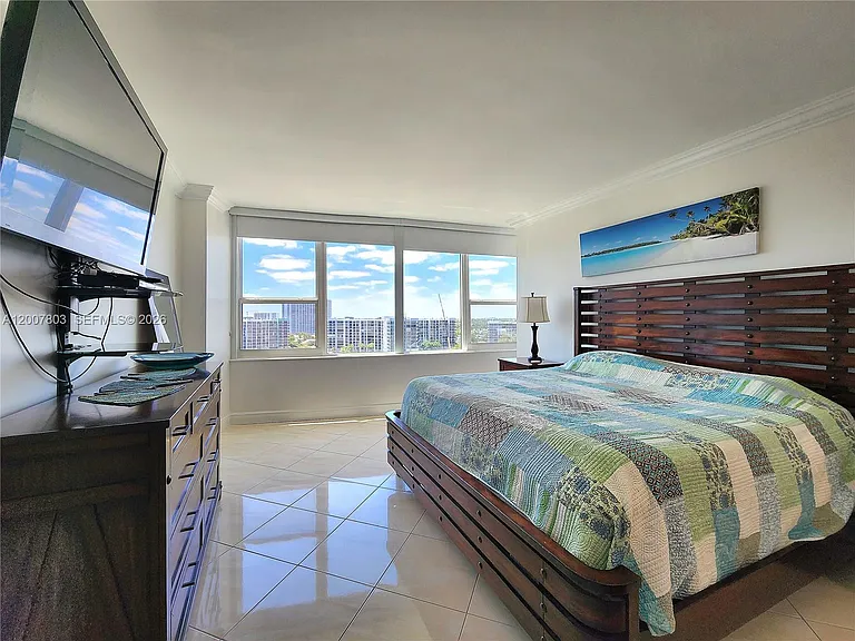 3505 S Ocean Dr #1103 — Photo 9