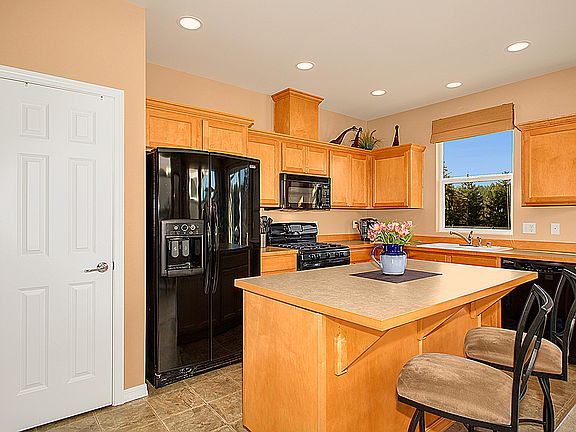 5th image of 13441 Adair Creek Way NE