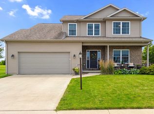 1308 Willow Glen Dr, Metamora, IL 61548