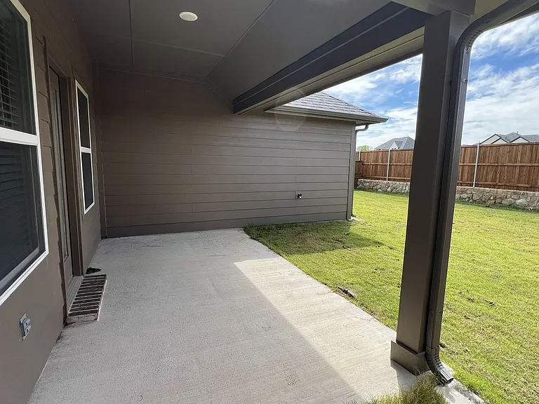 708 Palazzo Pl — Photo 18