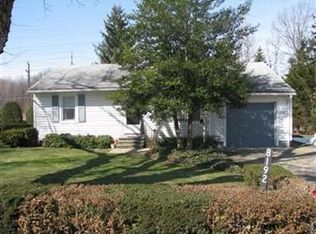 8192 Westmoor Rd, Mentor, OH 44060