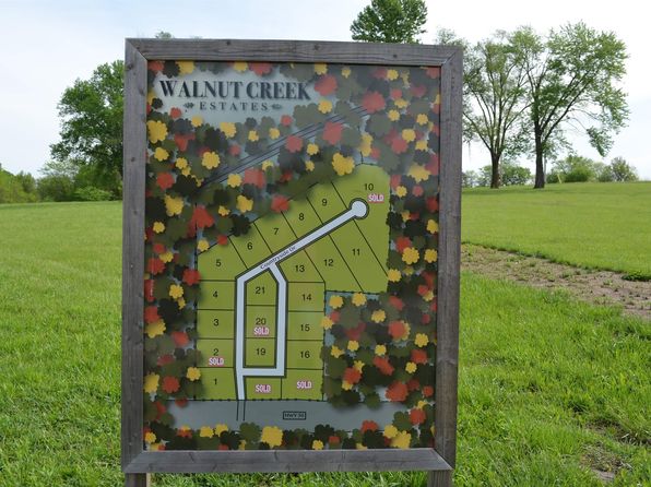 16 Countryside Cir, Otterville, MO 65348
