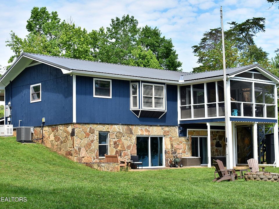 1st image of 123 Lakewood Rd